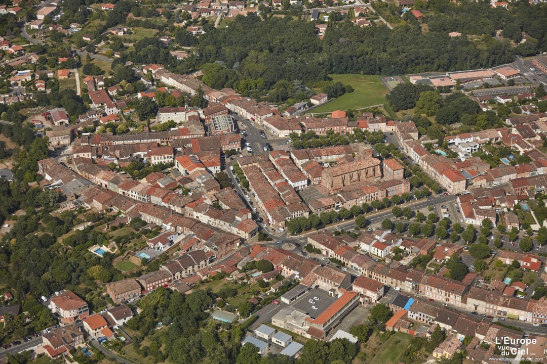 E186596
